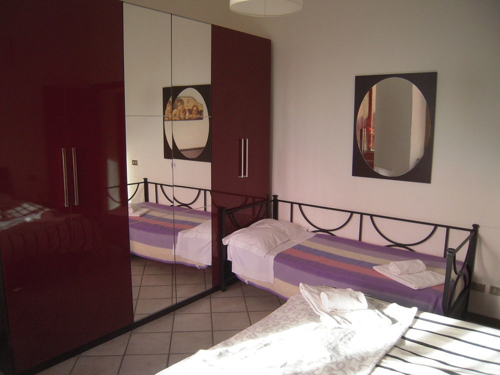 Bed And Breakfast Al Viale Papa Giovanni ベルガモ エクステリア 写真